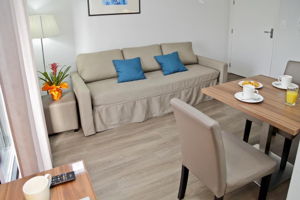 Odalys Le Jardin Des Lettres Aparthotel Tours