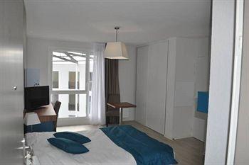 Odalys Le Jardin Des Lettres Aparthotel Tours